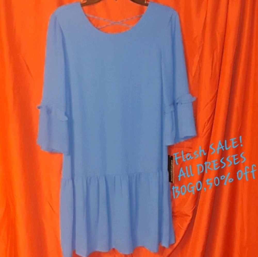 ******** Signature Studio Dress Criss Cross BACK